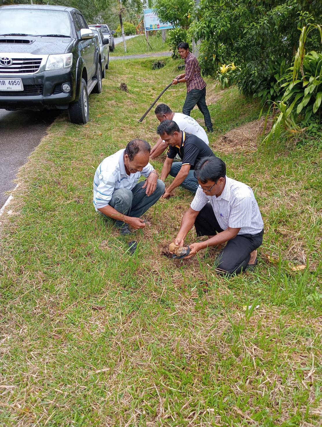 พช.กันตัง น้อมนำแนวพระราชดำริสมเด็จพระกนิษฐาธิราชเจ้า  กรมสมเด็จพระเทพรัตนราชสุดาฯ สยามบรม และราชกุมารี  สู่ปฏิบัติการปลูกพืชผักสวนครัว  เพื่อสร้างความมั่นคงทางอาหาร